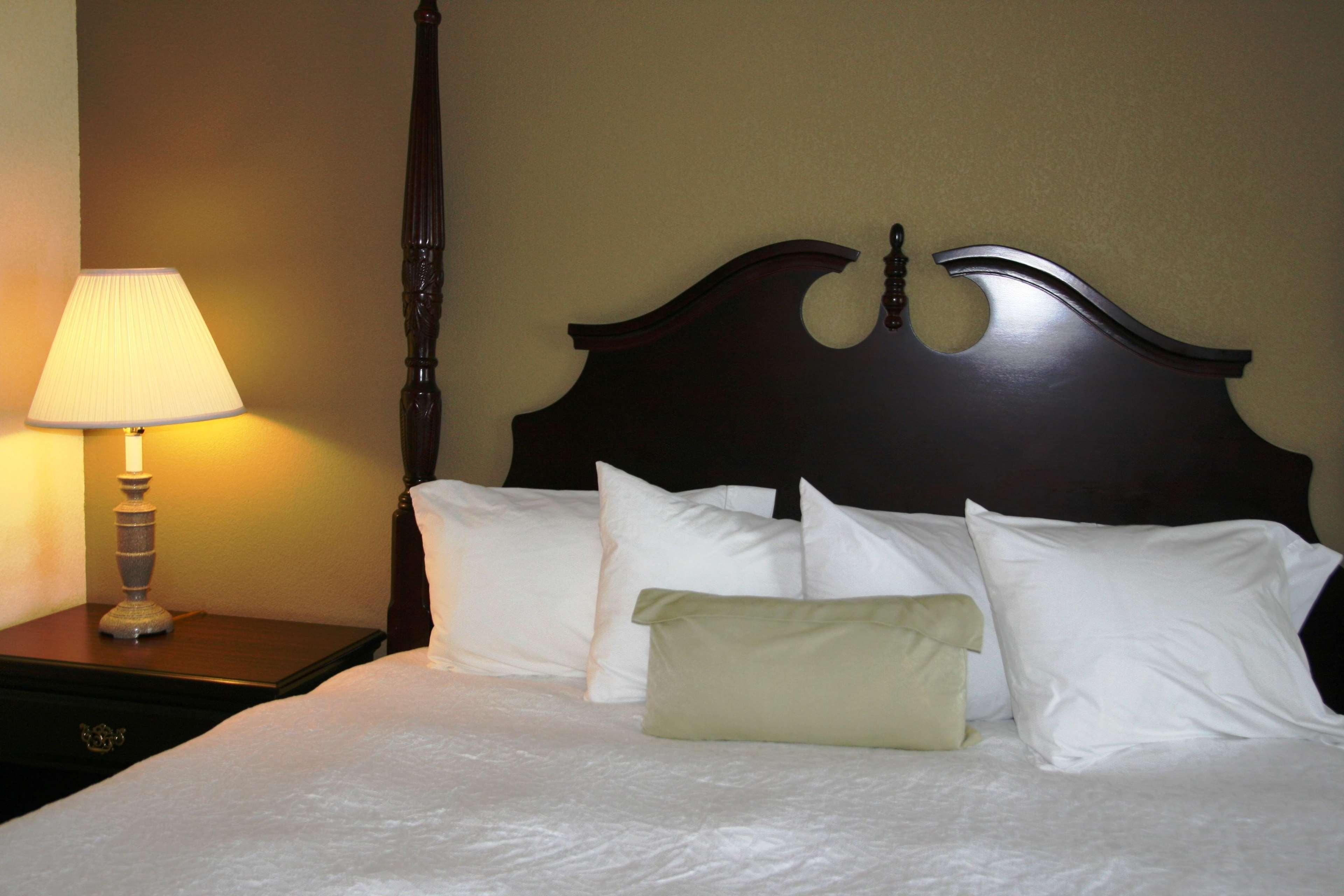 Hampton Inn Canton Quarto foto