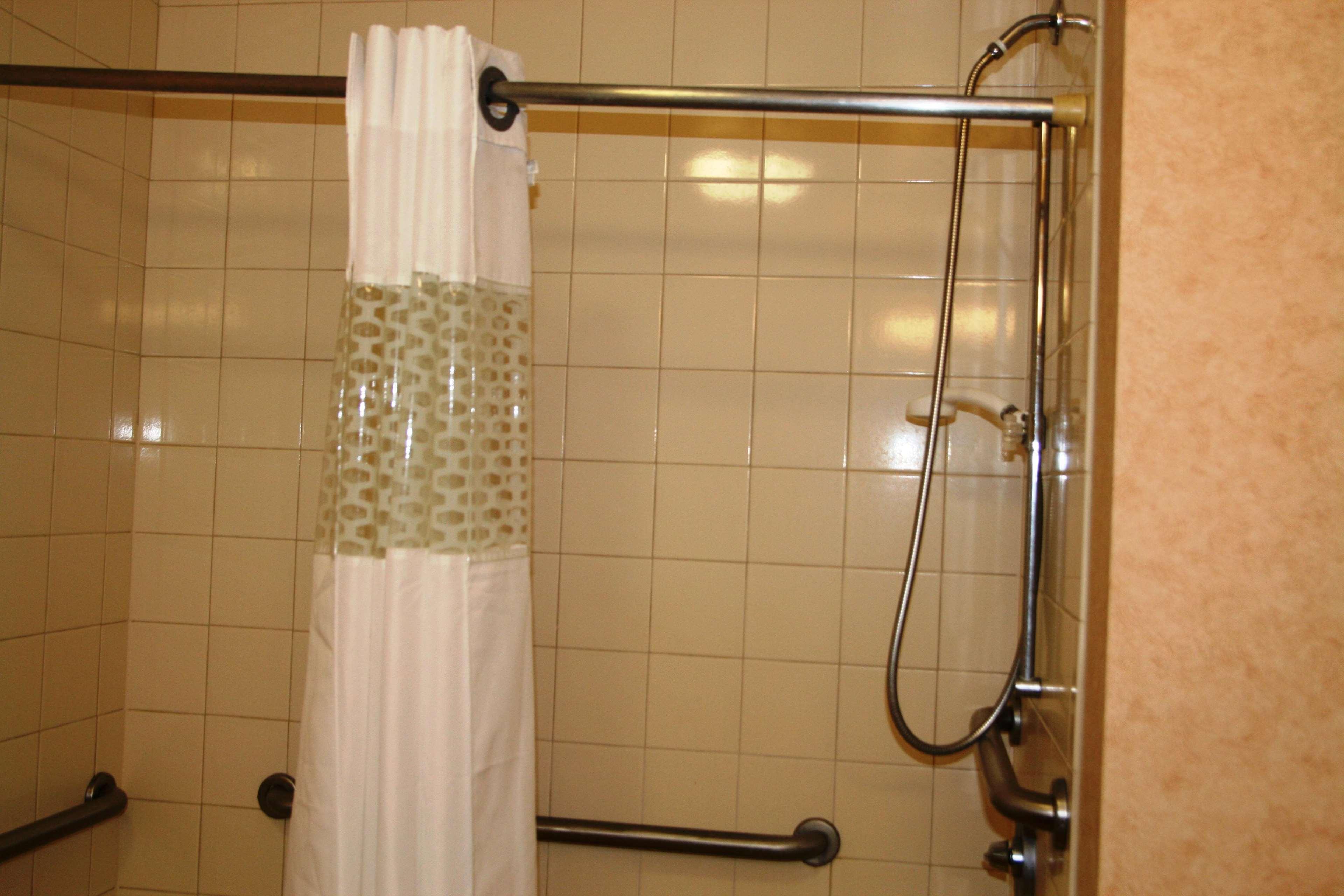 Hampton Inn Canton Quarto foto