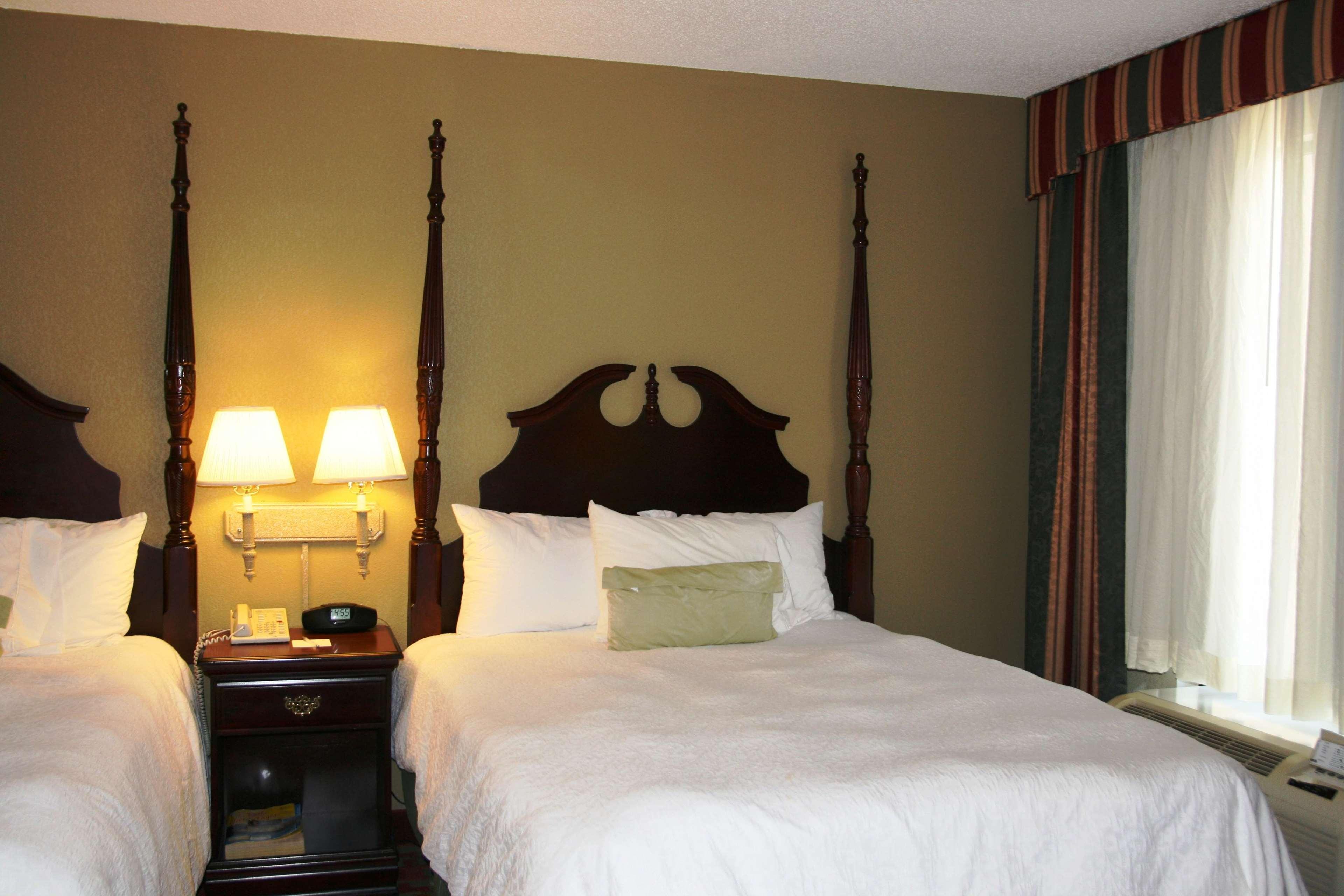 Hampton Inn Canton Quarto foto