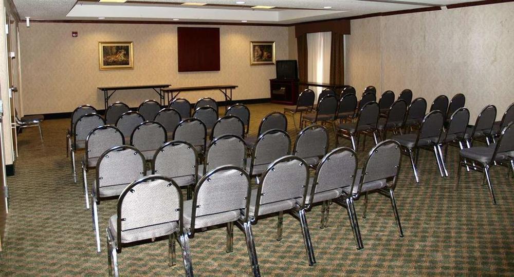 Hampton Inn Canton Instalações foto
